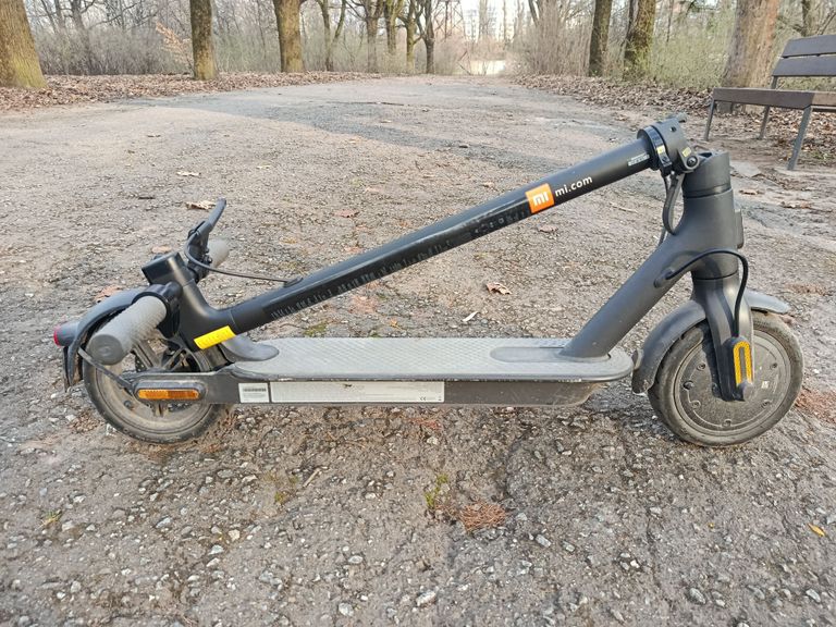 Дешево Xiaomi Mi Electric Scooter 1S з ломбарду