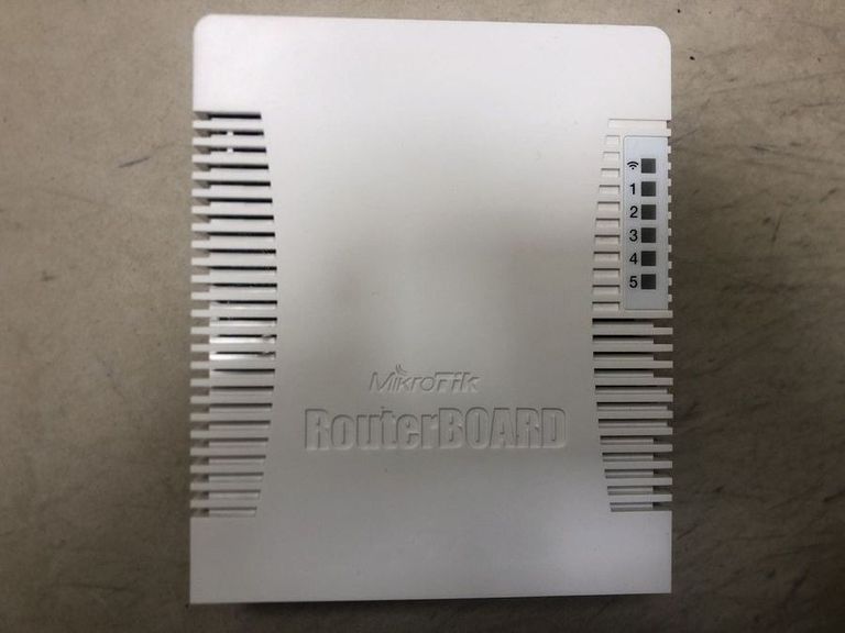 Оголошення Mikrotik RB951Ui-2HND Б/У