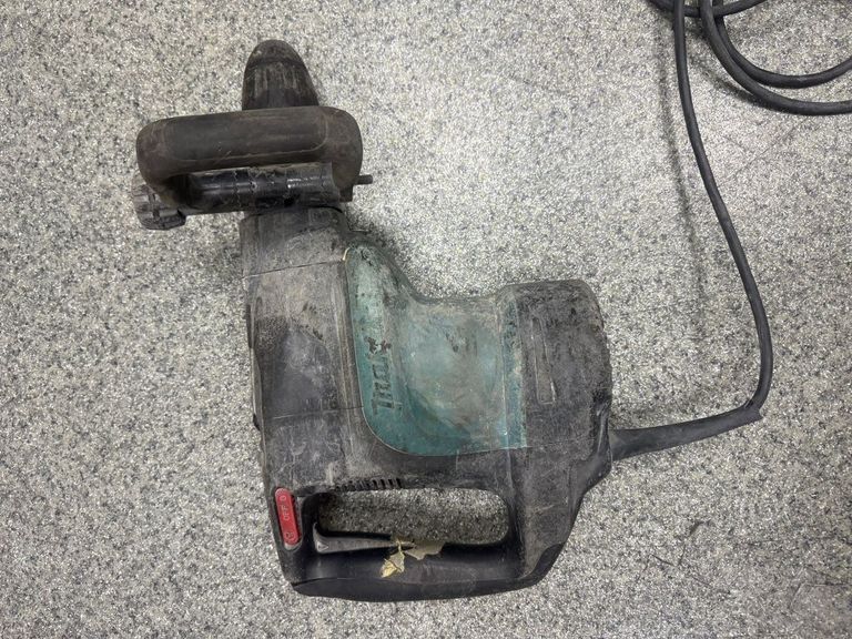 Купить Makita HR4501C Б/У