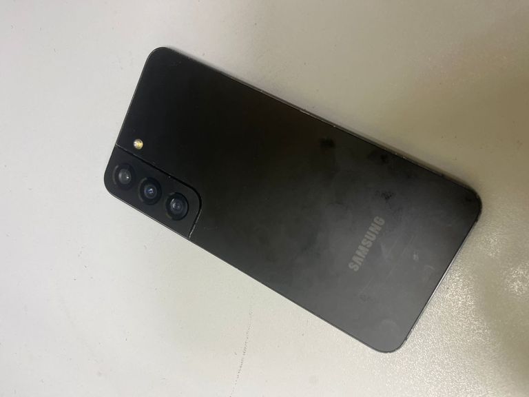 Оголошення Samsung s901b galaxy s22 8/128gb Б/У