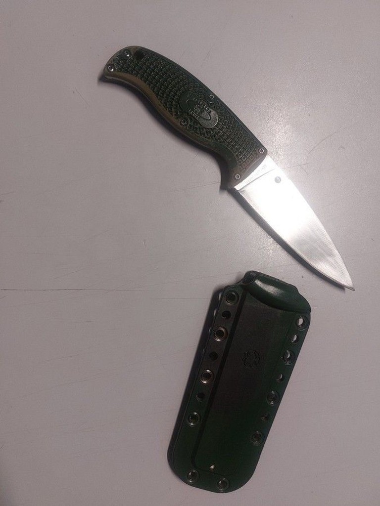 Дешево Spyderco enuff 2 serrated з ломбарду