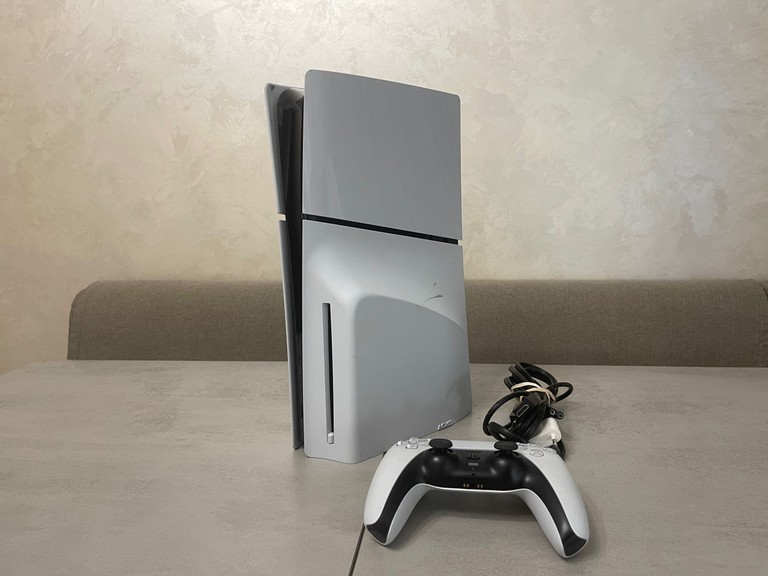 Оголошення Sony Playstation PS5 CFI-2015 Slim, Blu-ray + джойстик   Б/У