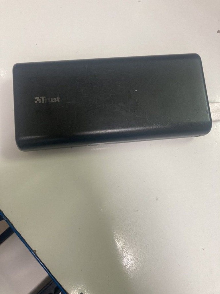 Купити Trust 20000mah Б/У