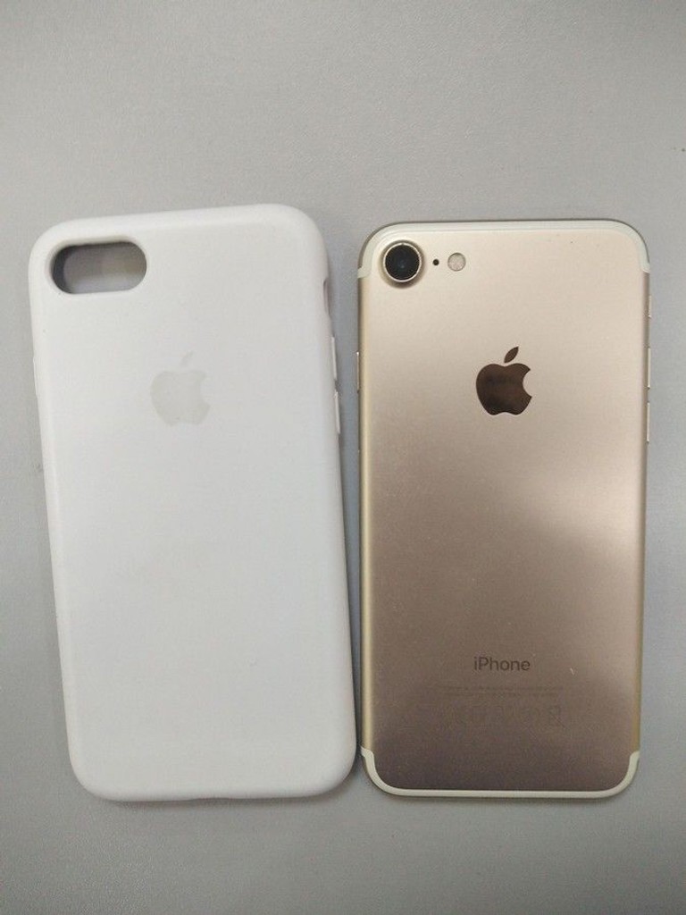 Розпродаж Apple iphone 7 32gb, продавець Техноскарб