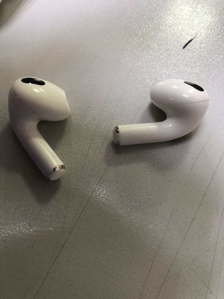 Дешиво Apple airpods 3rd generation с ломбарда