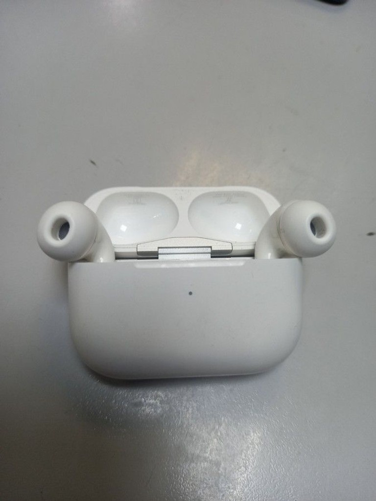 Apple airpods pro 2nd generation with magsafe charging case usb-c Код:01-200972122. Зображення 5