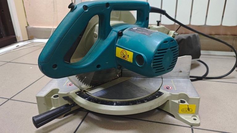 Розпродаж Makita ls1040 2008р, продавець Техноскарб
