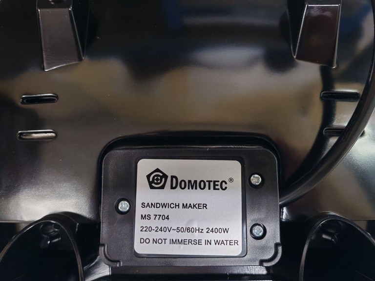 Дешиво Domotec MS 7704 с ломбарда