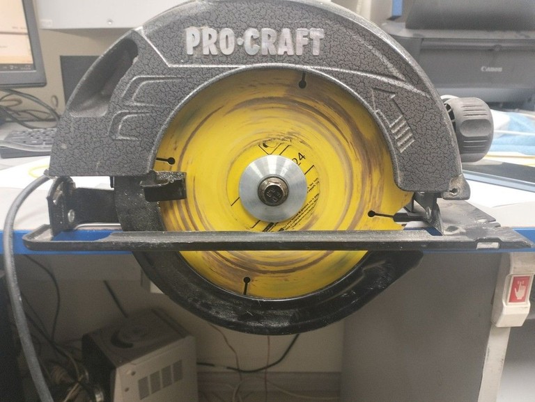 Дешево Procraft KR-2300 з ломбарду