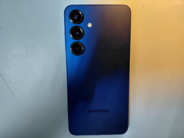 Оголошення Samsung galaxy s25 12/256gb Б/У