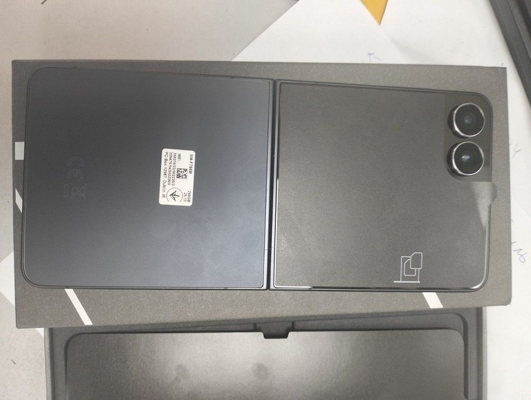 Дешиво Samsung galaxy flip7 12/256gb с ломбарда