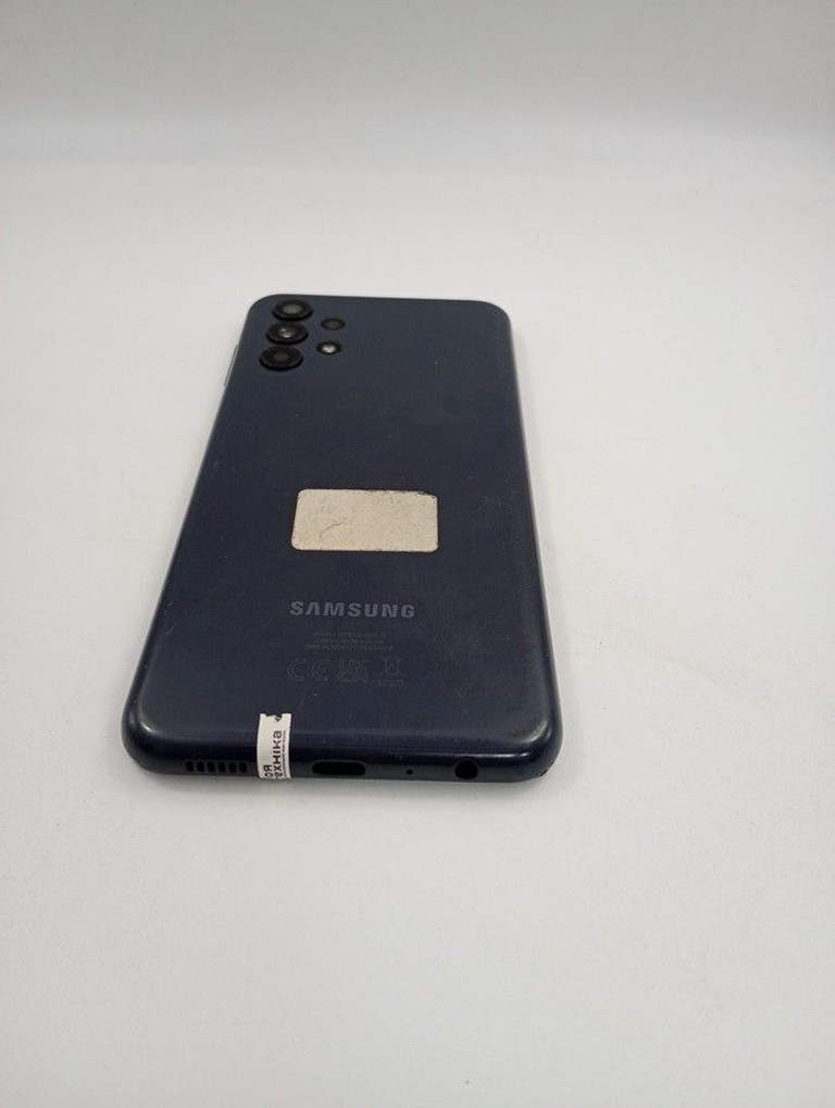 Дешево Samsung Galaxy A13 SM-A137F 3/32GB Black з ломбарду