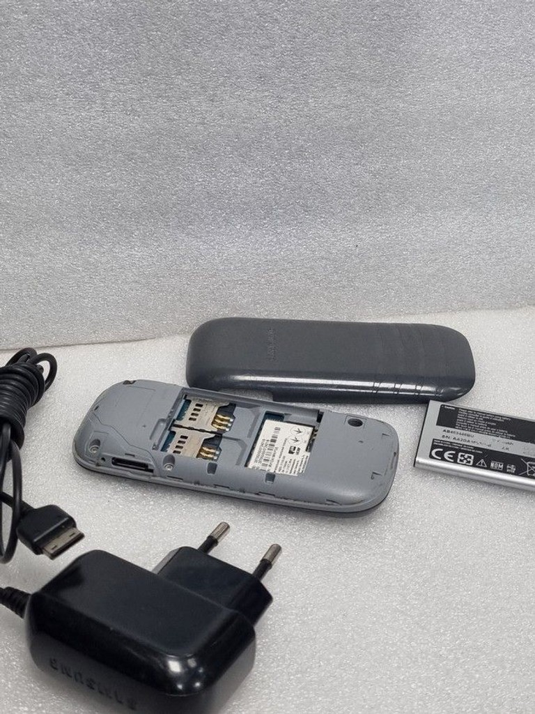 Дешево Samsung e1202i duos з ломбарду