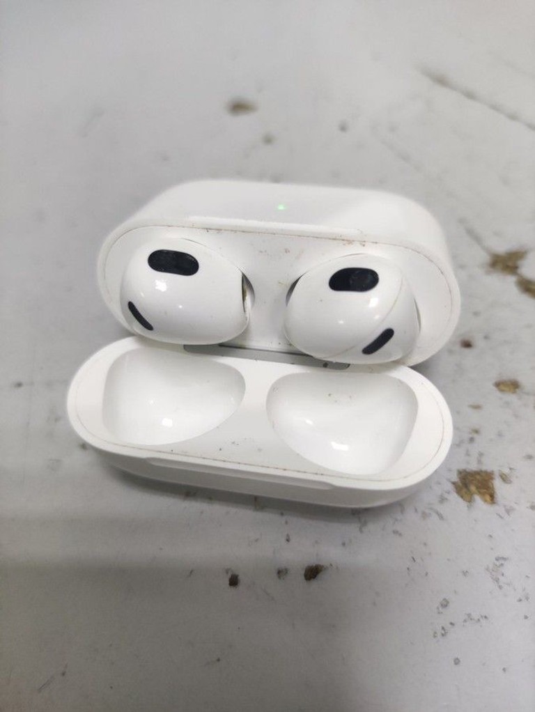Дешиво Apple airpods 3rd generation с ломбарда