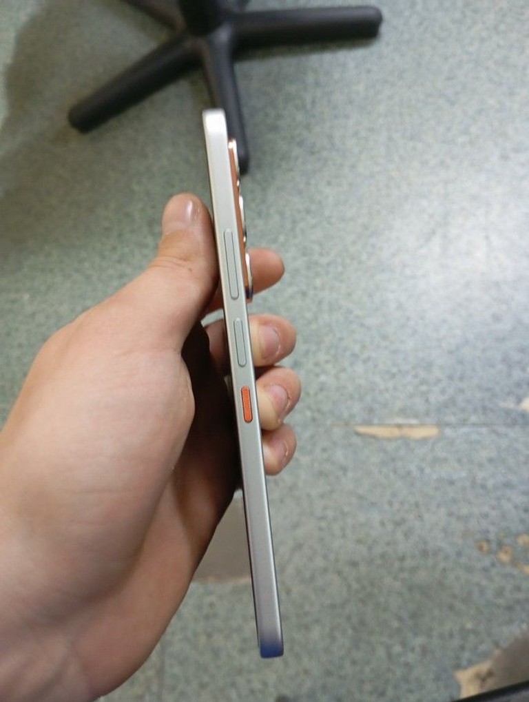 Дешево Infinix hot 60 pro 8/128gb з ломбарду