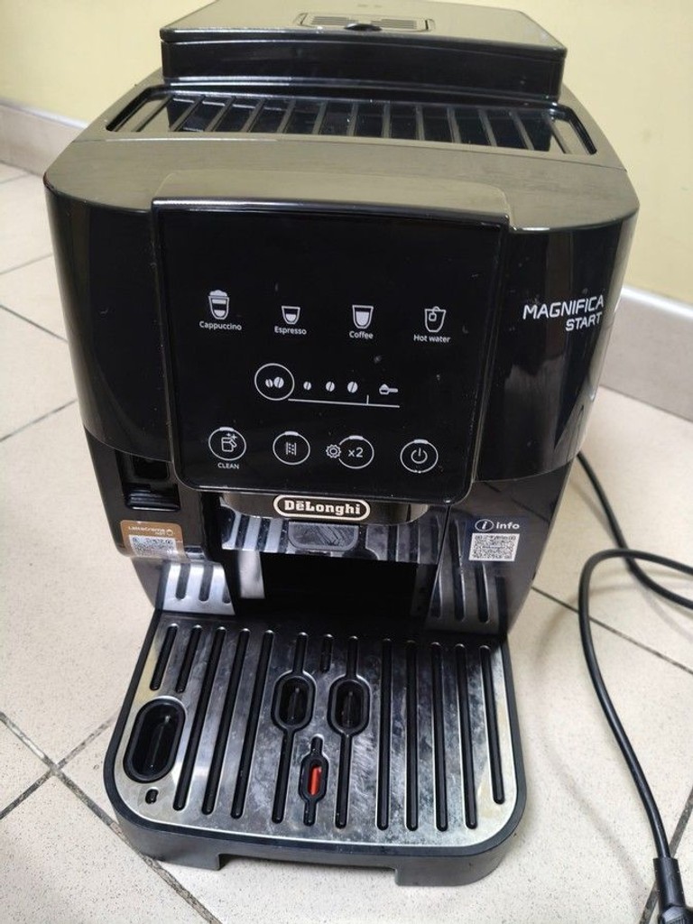Купити Delonghi Magnifica Start ECAM 220.60.B Б/У