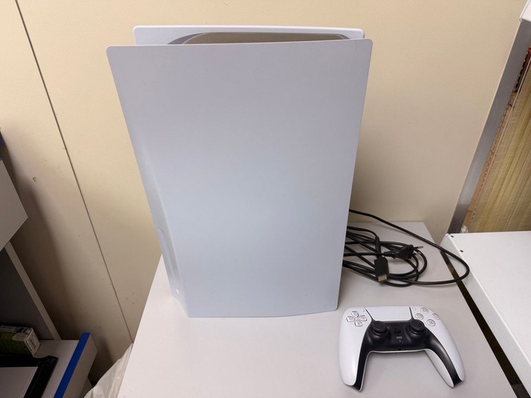 Купити Sony PlayStation 5 825GB Б/У