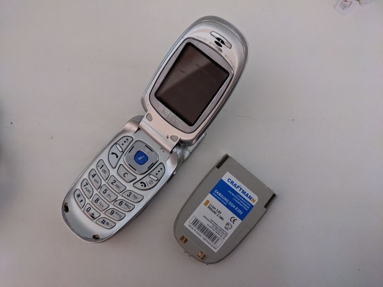 Samsung e300 Код:null. Зображення 5