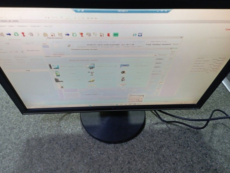 Дешево Asus vw222u з ломбарду