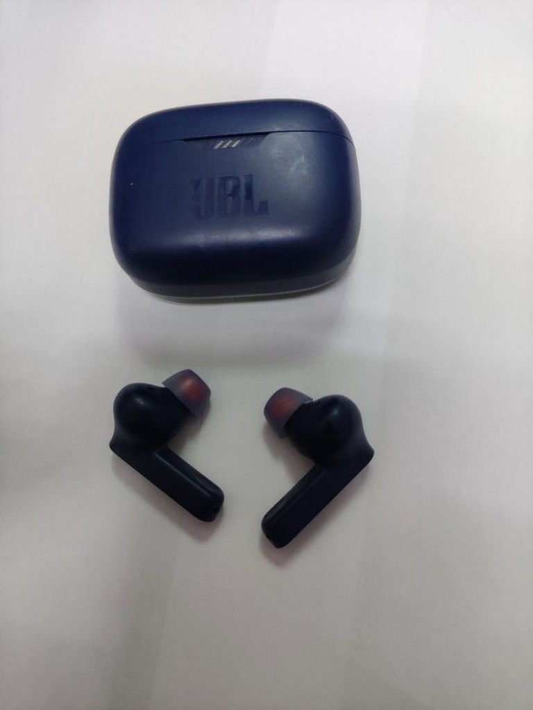 Оголошення Jbl tune 230nc Б/У