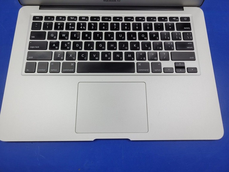 Розпродаж Apple macbook air 2014 a1465 11.6" core-i5 1,4ghz/ram4gb/ssd128gb/intel hd graphics 5000, продавець Техноскарб