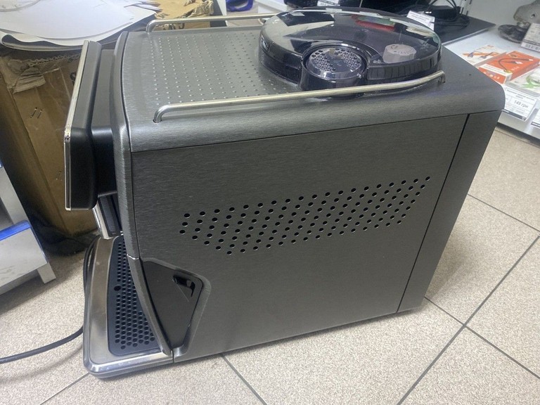 Оголошення Saeco Xelsis Suprema SM8885/00 Б/У