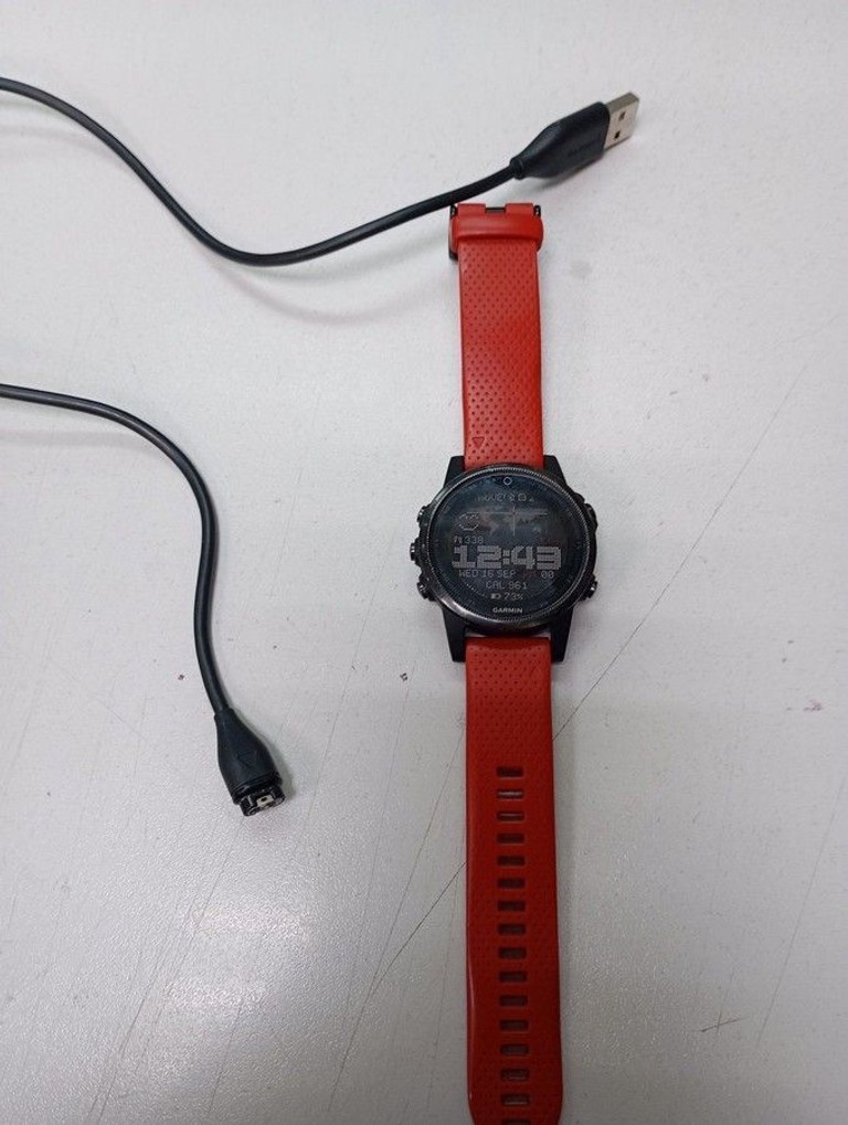Купити Garmin fenix 5s Б/У