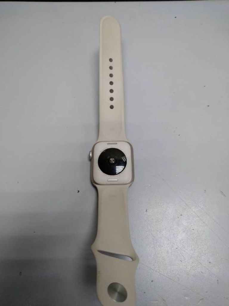 Apple watch se 2 gps 40mm aluminum case with sport