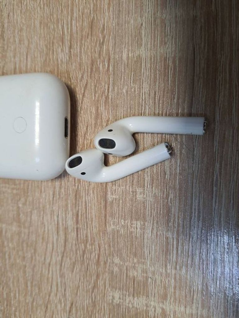 Apple airpods 2 gen a1602.a2032+a2031 2019г.