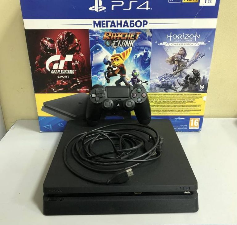 Купить Sony PlayStation 4 Slim 1TB Black Б/У