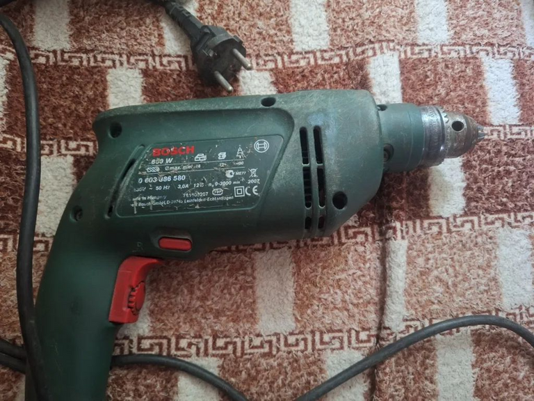 Bosch psb 650 re