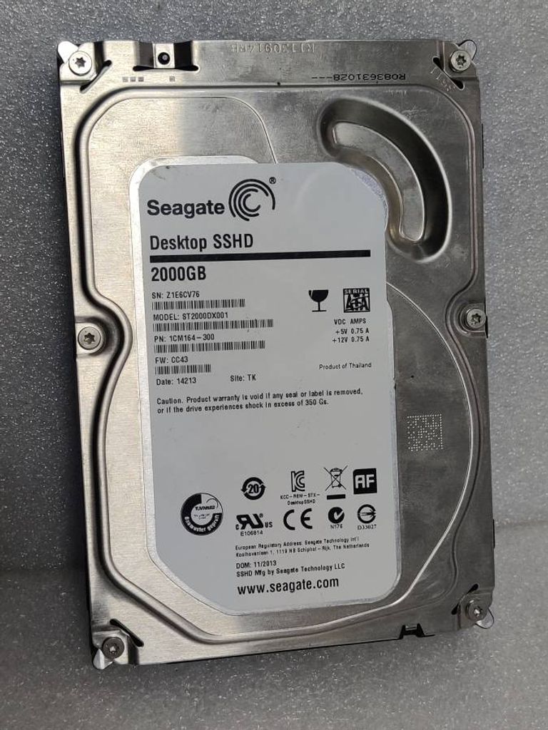 Купить Seagate Desktop SSHD ST2000DX001 Б/У