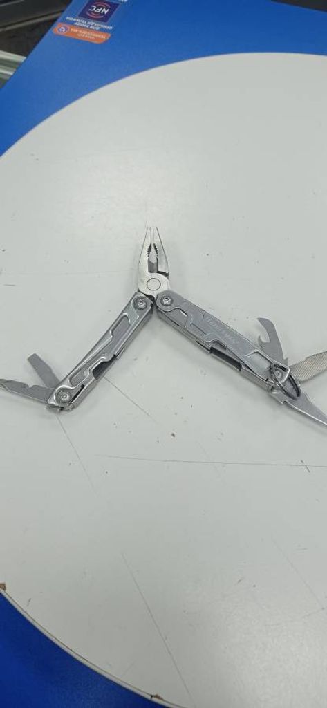 Leatherman rev