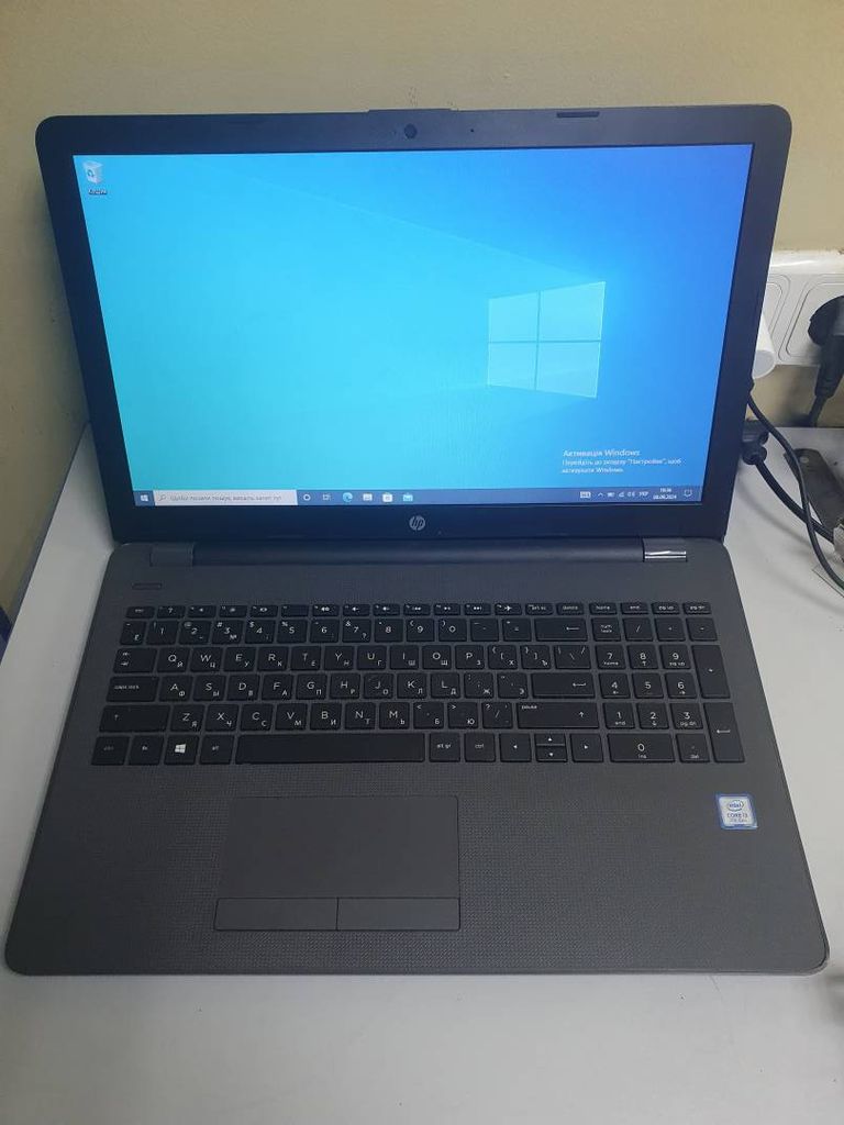 Hp intel core i3 7100u 2,4ghz/ ram4gb/ ssd128gb/video intel hd620