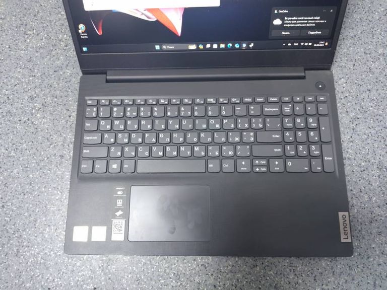 Lenovo core i5 7200u 2,5ghz/ ram8gb/ hdd1000gb/ gf mx130/1920x1080