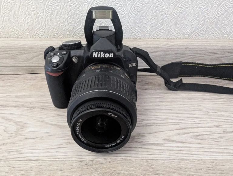 Объявление Nikon d3100 nikon af-s dx nikkor 18-55mm f/3.5-5.6g vr ii Б/У