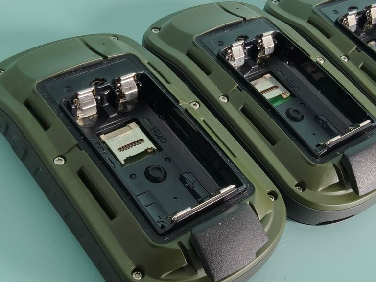 НАВІГАТОР GARMIN OREGON 700. Лот 3шт під відновлення, комплект на фото, немає задньої кришки, 1 не включається, 2шт зависають пр Код:null. Изображение 4