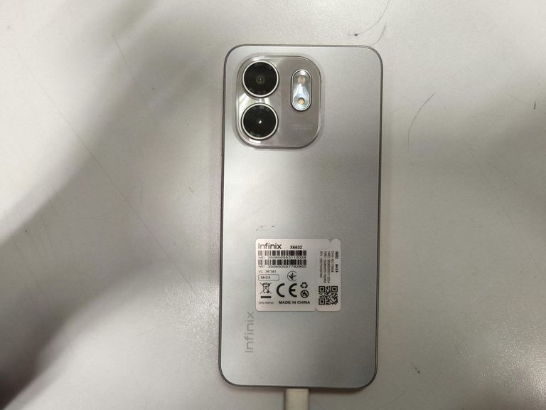 Дешиво Infinix smart 9 3/64gb с ломбарда