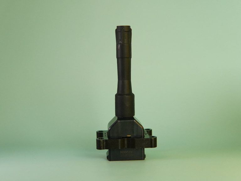 Котушка запалювання Бмв Bmw 3 (E30, E36, E46), 5 (E34, E39), 7 (E32, E38), 8 (E31), Z3 (E36) Нова. Код:null. Изображение 7