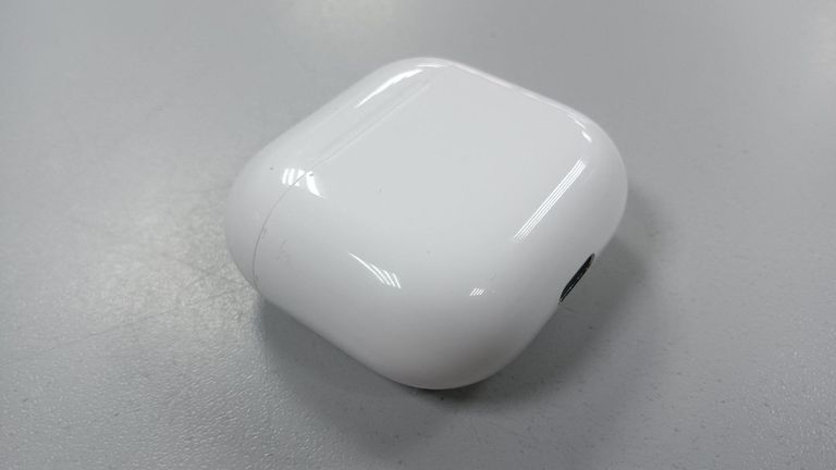 Купити Apple airpods 4 with active noise cancellation Б/У