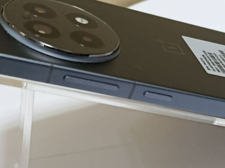 Oneplus 13r 12/256gb Код:01-200606087. Зображення 5