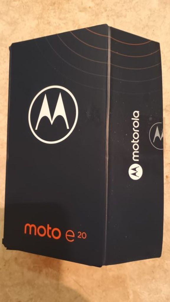 Motorola E20 2/32GB Graphite (PARX0000RS) Код:null. Зображення 7