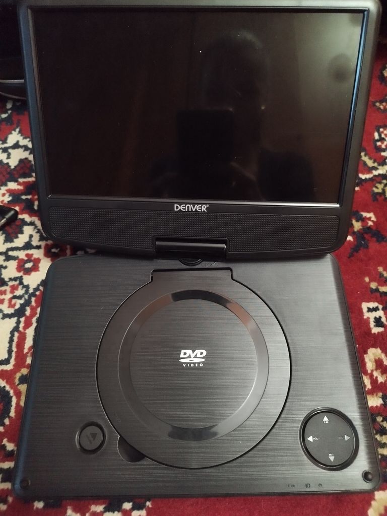 Купити Denver  на запчастини Б/У