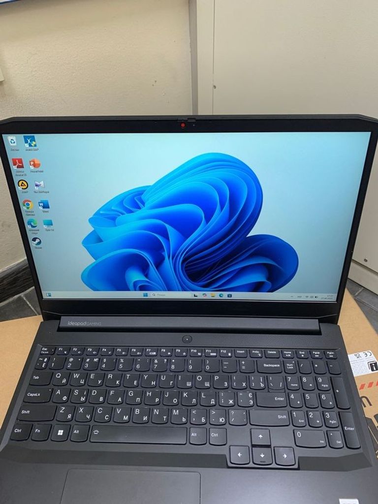 Купити Lenovo 15/ryzen 5 5500h ddr4/16gb ddr4/hdd *відсутній/ssd 512 gb/geforce rtx2050 4gb Б/У