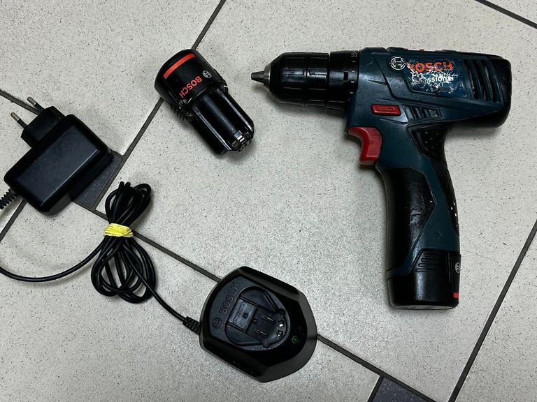 Купити Bosch gsr 1080-2li 2акб зп Б/У