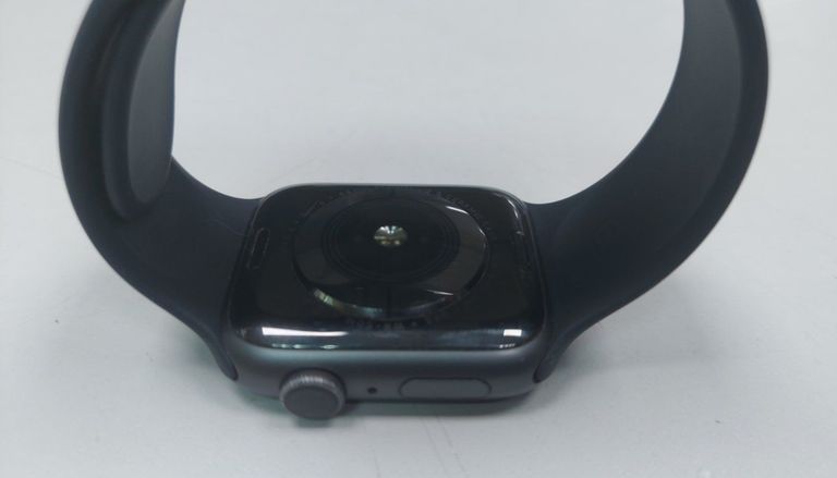Дешиво Apple watch series 4 gps 44mm alum. w. sport l. alum с ломбарда