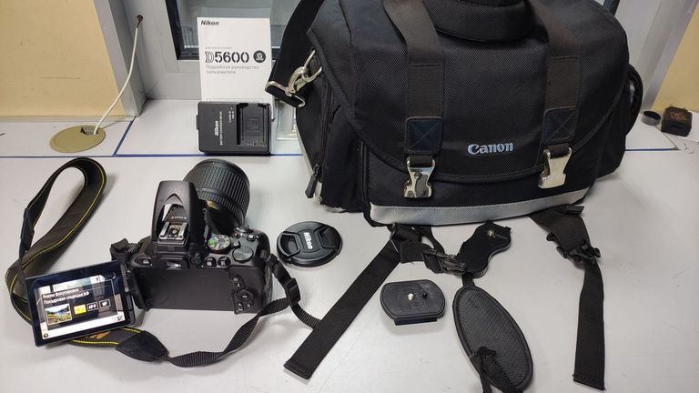 Nikon d5600 nikon nikkor af-s 18-140mm f/3.5-5.6g ed vr dx Код:01-200749300. Изображение 5