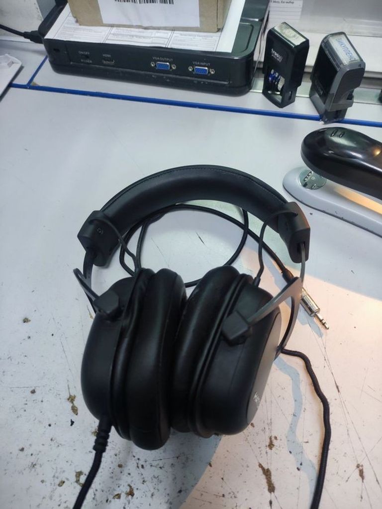 Купити Wiwu без моделі Б/У