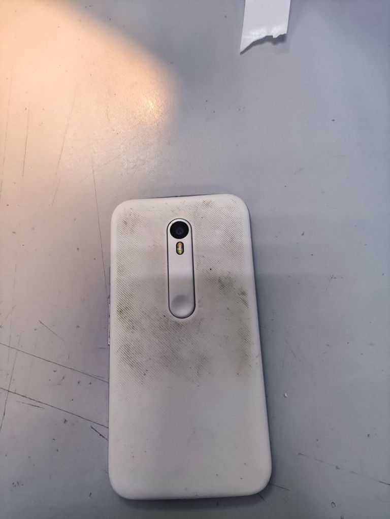 Дешиво Motorola moto g xt1550 2/16 с ломбарда