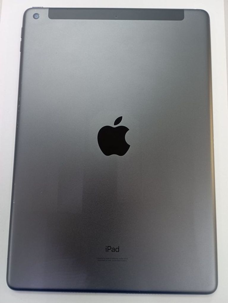 Дешиво Apple ipad 8 wifi a2429 32gb 4g с ломбарда